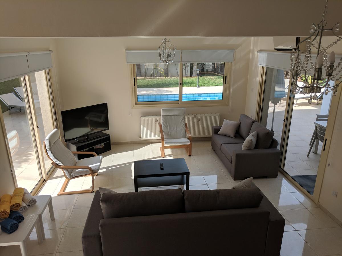 Anthorina Villa 9 普罗塔拉斯 外观 照片